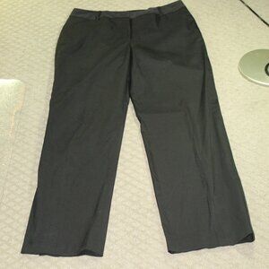 EUC Peter Nygard Women’s Black Dress Pants with Pockets Business - Size 10
